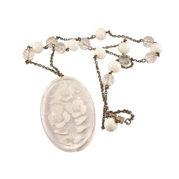 Vintage Floral Lucite Pendant Necklace With White & Clear Beads On Brass Chain - Picture 1 of 9